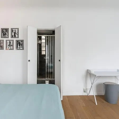 Apartment Beautiful Flat In Marais Paris